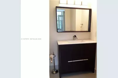 20500 W Country Club Dr #314, Aventura, FL 33180 - Photo 21