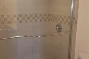 20500 W Country Club Dr, Aventura, FL 33180 - Photo 15