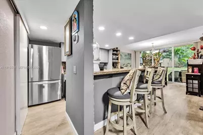 9410 Live Oak Pl #110, Davie, FL 33324 - Photo 5