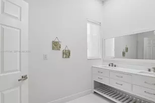 14205 NW 21st St, Pembroke Pines, FL 33028 - Photo 17