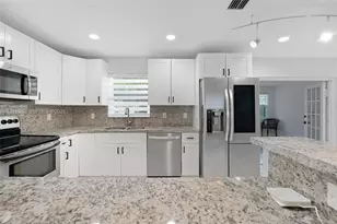 309 SE 3rd Terrace, Deerfield Beach, FL 33441 - Photo 15