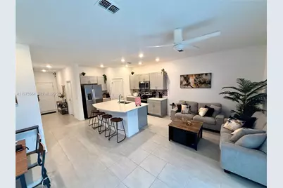 1317 Anchor Bend Way, Kissimmee, FL 34746 - Photo 5