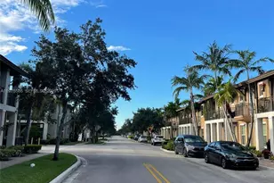 1522 SW 147th Ter, Pembroke Pines, FL 33027 - Photo 5