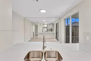 2297 NW 160th Terrace, Pembroke Pines, FL 33028 - Photo 17