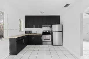 282 NW 41st Ave, Miami, FL 33126 - Photo 9