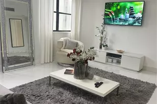 1390 Ocean Dr, Miami Beach, FL 33139 - Photo 13