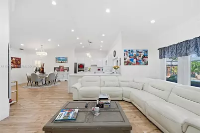 10003 NW 53rd Ct, Coral Springs, FL 33076 - Photo 17