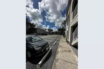 1661 SE 28th St #101, Homestead, FL 33035 - Photo 3