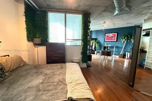 690 SW 1st Ct, Miami, FL 33130 - Photo 17