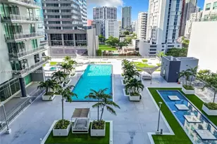 690 SW 1st Ct, Miami, FL 33130 - Photo 25