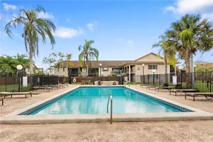 11209 SW 88th St, Miami, FL 33176 - Photo 9