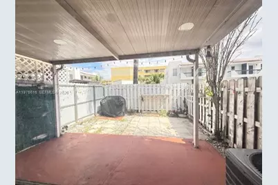 8360 NW 8th St #3-2, Miami, FL 33126 - Photo 25