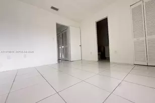 8360 NW 8th St, Miami, FL 33126 - Photo 21