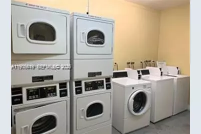 11905 NE 2nd Ave #C204, North Miami, FL 33161 - Photo 5