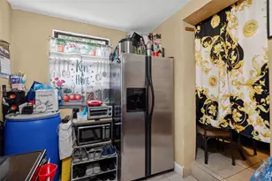 834 NW 115th St, Miami, FL 33168 - Photo 33