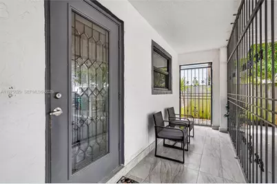 834 NW 115th St, Miami, FL 33168 - Photo 7
