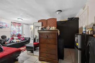 834 NW 115th St, Miami, FL 33168 - Photo 37