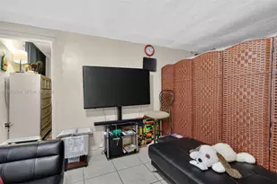 834 NW 115th St, Miami, FL 33168 - Photo 35