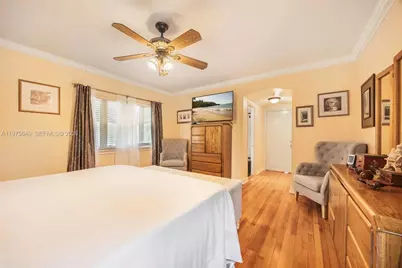 1645 S Bayshore Dr, Coconut Grove, FL 33133 - Photo 23