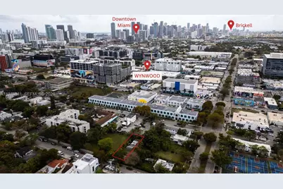 410 NW 31st St, Miami, FL 33127 - Photo 23