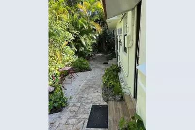 410 NW 31st St, Miami, FL 33127 - Photo 19