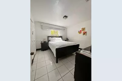 410 NW 31st St, Miami, FL 33127 - Photo 11