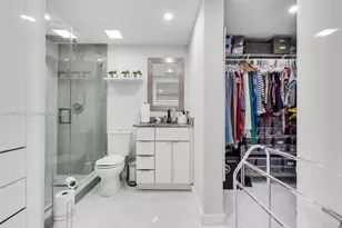 18111 NW 68th Ave, Hialeah, FL 33015 - Photo 13