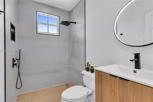 1176 Cedar Falls Dr, Weston, FL 33327 - Photo 33