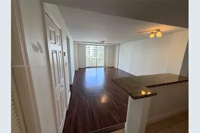 770 Claughton Island Dr #707, Miami, FL 33131 - Photo 3