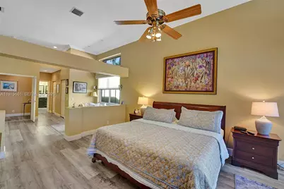 2458 Greenbrier Ct, Weston, FL 33327 - Photo 23