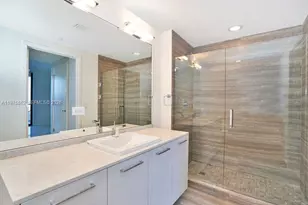 1010 Brickell Ave, Miami, FL 33131 - Photo 15