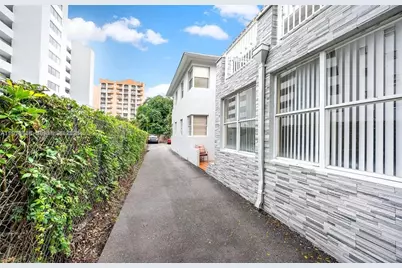 320 SW 29th Rd #2, Miami, FL 33129 - Photo 33