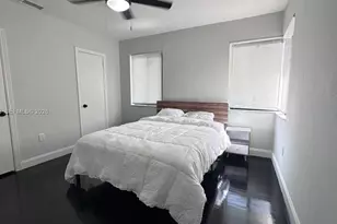 320 SW 29th Rd, Miami, FL 33129 - Photo 17