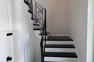 320 SW 29th Rd, Miami, FL 33129 - Photo 27