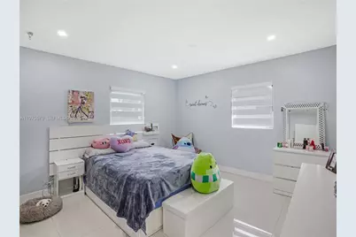 920 NE 159th St #0, North Miami Beach, FL 33162 - Photo 49