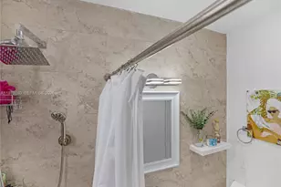 920 NE 159th St, North Miami Beach, FL 33162 - Photo 55