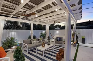 920 NE 159th St, North Miami Beach, FL 33162 - Photo 21