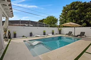 920 NE 159th St, North Miami Beach, FL 33162 - Photo 47