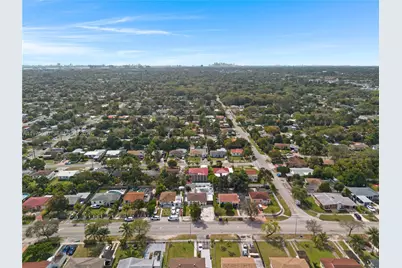 920 NE 159th St #0, North Miami Beach, FL 33162 - Photo 7