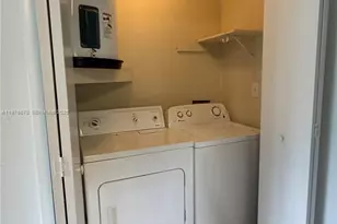 3965 NW 87th Ave, Sunrise, FL 33351 - Photo 21