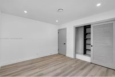 4401 NE 13th Ave, Oakland Park, FL 33334 - Photo 19