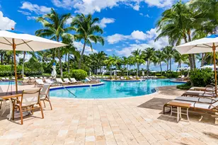 100 S Pointe Dr, Miami Beach, FL 33139 - Photo 23