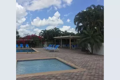 1971 NW 96th Ter #9F, Pembroke Pines, FL 33024 - Photo 11