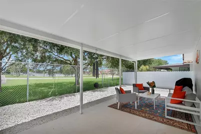 895 W 39th Pl #1, Hialeah, FL 33012 - Photo 31