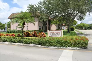 10445 NW 11th St, Pembroke Pines, FL 33026 - Photo 1