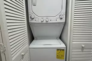 10445 NW 11th St, Pembroke Pines, FL 33026 - Photo 13