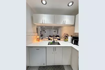 10445 NW 11th St #201, Pembroke Pines, FL 33026 - Photo 1