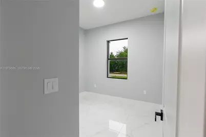 4703 Elva Ave S, Lehigh Acres, FL 33976 - Photo 9