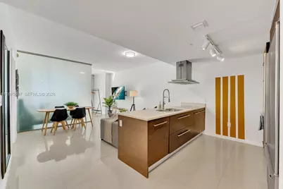 485 Brickell Ave #1807, Miami, FL 33131 - Photo 7