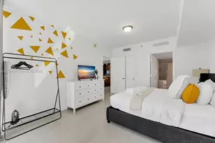 485 Brickell Ave, Miami, FL 33131 - Photo 11